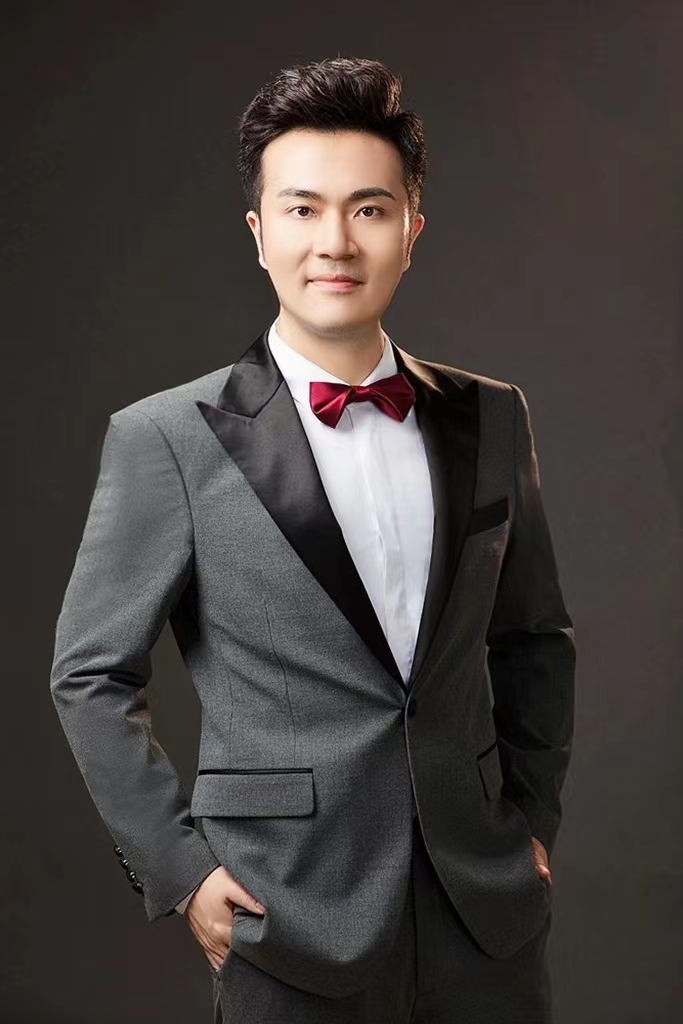 李逸文
